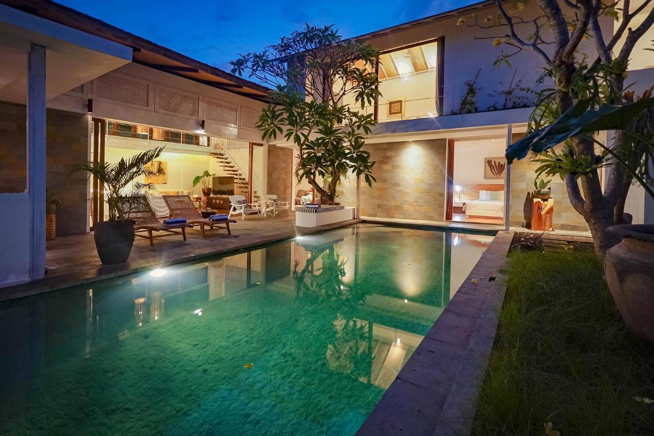 Bias Luxury Villa Seminyak Exterior foto